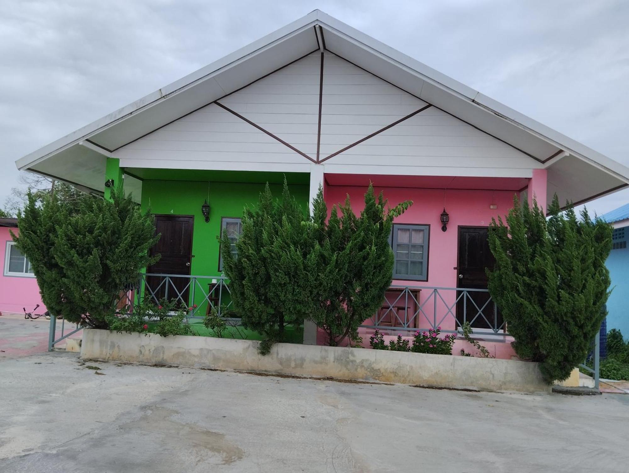 Chanakarn Guesthouse Sangkhla Buri Exterior foto
